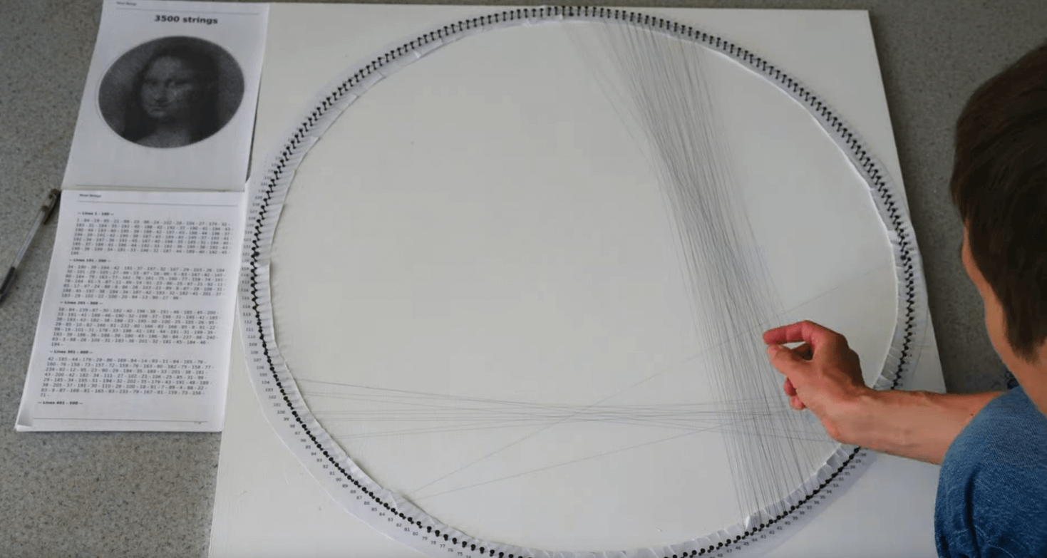 Wrap the thread around nails according to the template